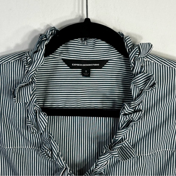 Express Design Studio Pinstripe Ruffle Collar Button Career Peasant Blouse Sz S - Picture 2 of 12